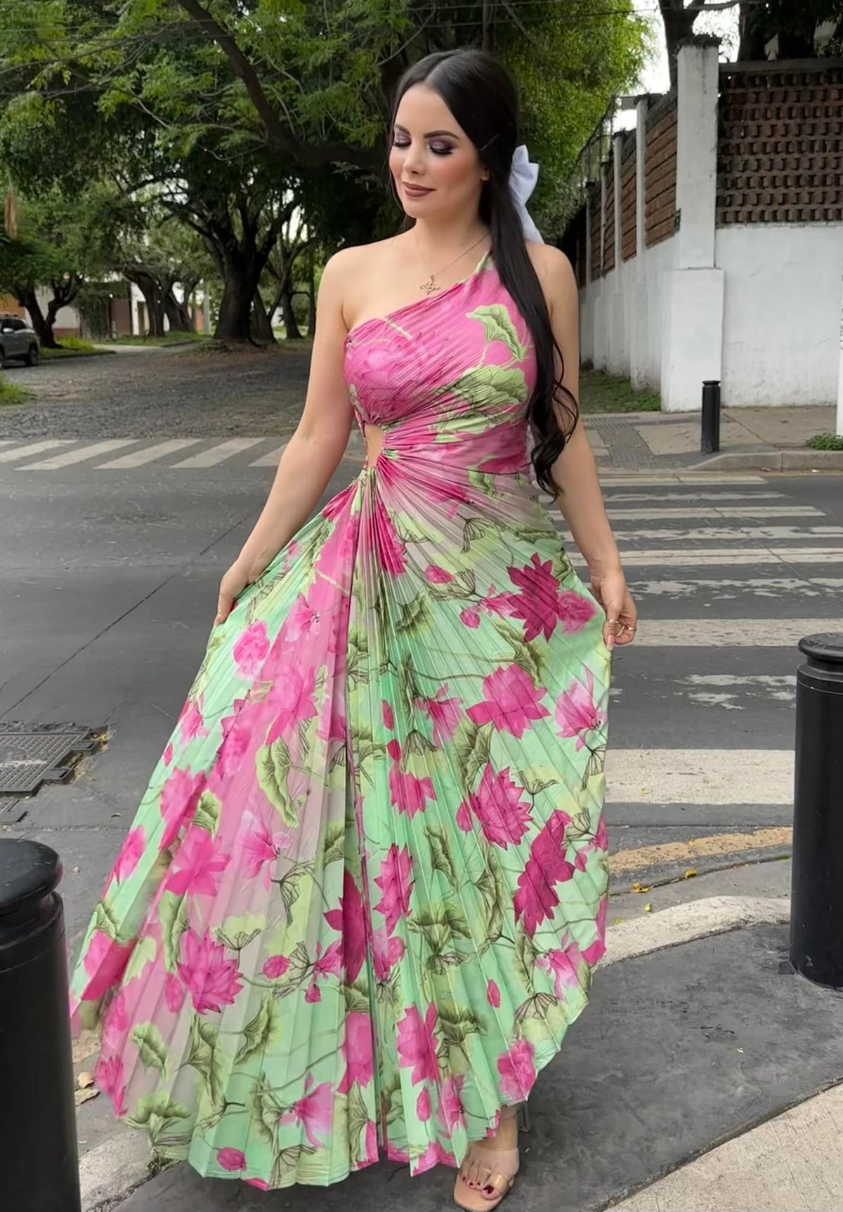 Vestido al Hombro Flores